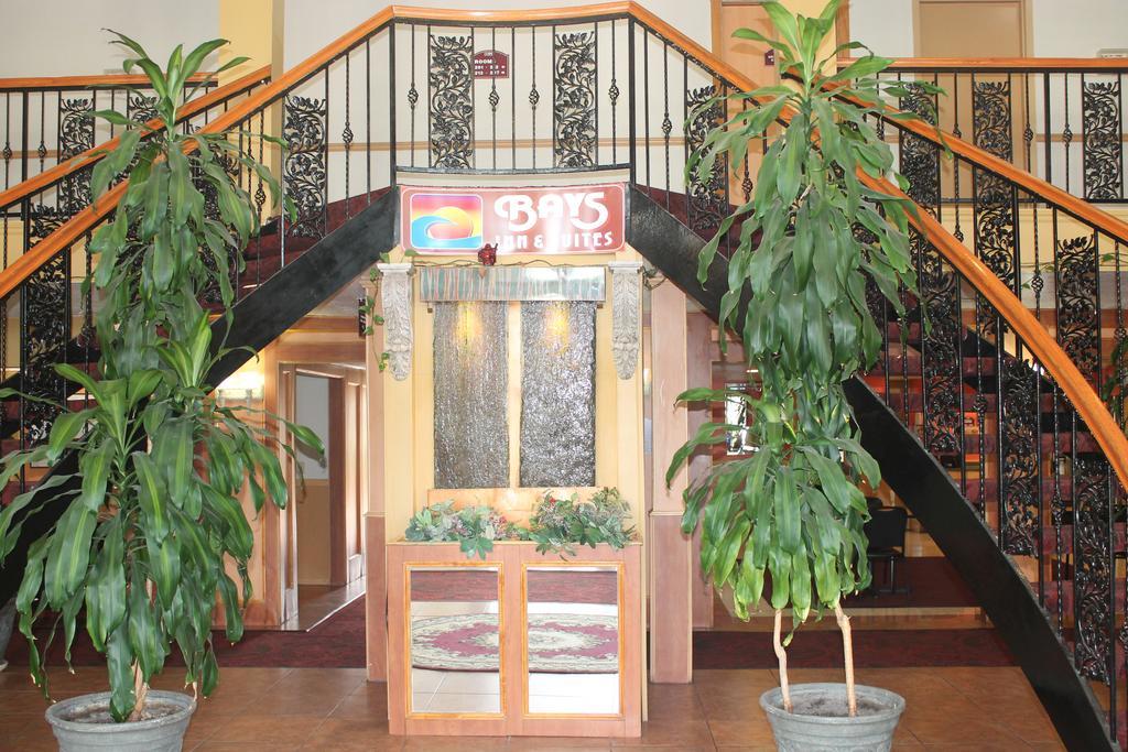Bays Inn And Suites ベイタウン エクステリア 写真